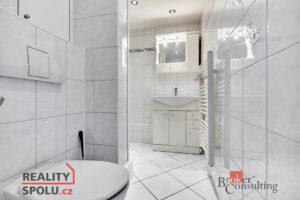 PRODEJ BYT 2+1 Karlovy Vary Drahovice