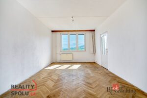 PRODEJ BYT 2+1 Karlovy Vary Drahovice