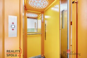 PRODEJ BYT 2+1 Karlovy Vary Drahovice