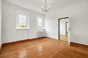 ložnice bytu 3+1 na prodej v Karlových Varech, ve Staré Roli, 70 m2