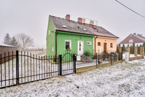 Prodej rodinného domu v Krajkové - Květné, dispozice 3+1, vel. 74 m2, pozemek 707 m2.