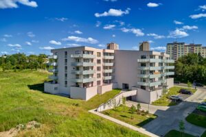 Moderní a krásný byt 2+KK s terasou v Karlových Varech v residenci Růžák