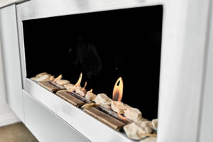 Krb na biolíh unikátního domu 5+KK o velikosti 141 m2 ve Všeborovicích u Karlových Varů, se zahradou. NA PRODEJ!