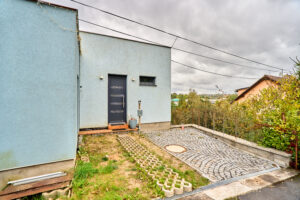 Prodej unikátního domu 5+KK o velikosti 141 m2 ve Všeborovicích u Karlových Varů, se zahradou.