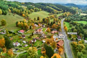 Rodinný dům k PRODEJI na adrese Teplička 62. 3+KK o velikosti 92 m², se zahradou a garáží.