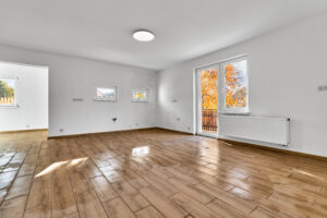 Příprava na kuchyňský kout rodinného domu k PRODEJI na adrese Teplička 62. 3+KK o velikosti 92 m², se zahradou a garáží.